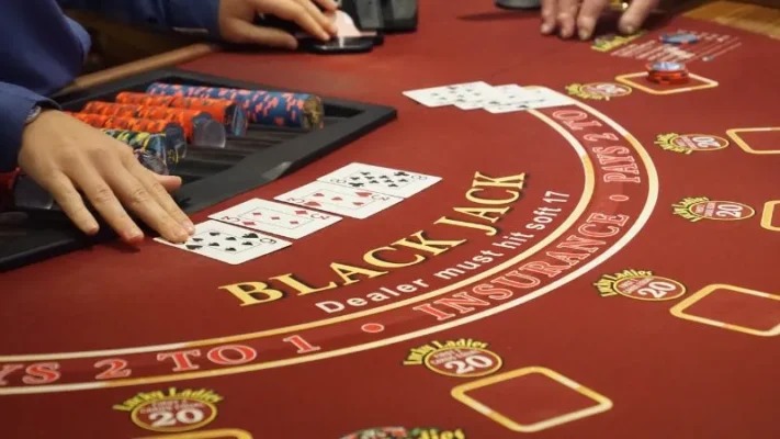 Giới thiệu game bài Blackjack cực đỉnh tại link vào Hit club